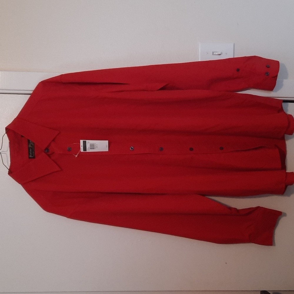 ⭐️3/$10⭐️ NWT Andrew Fezza Shirt